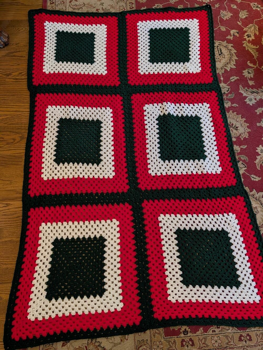 Afghan Handmade Blanket Sofa Throw Christmas Red Dark Green White